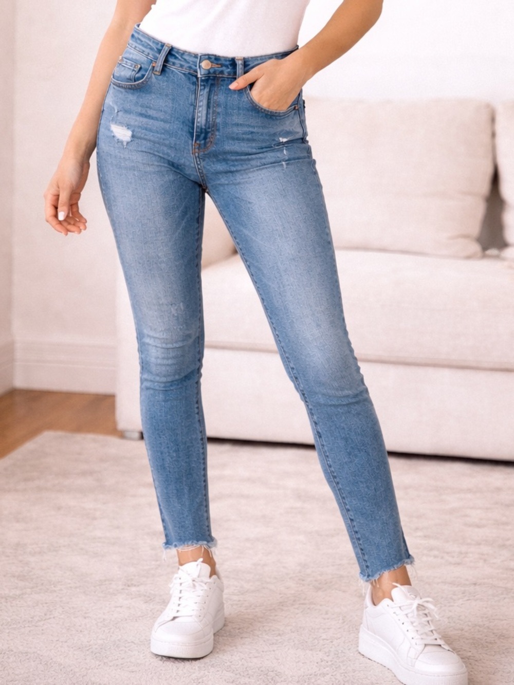 Abercrombie & Fitch The Super Skinny Ankle Mid Rise size 12S